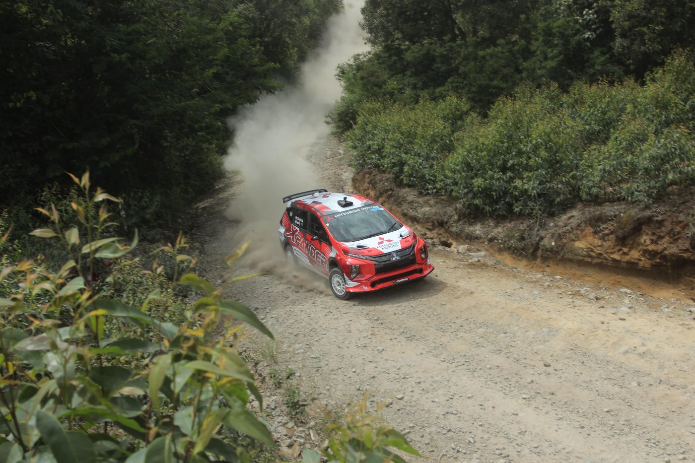 Xpander AP4 Raih Juara di Ajang Danau Toba Asia Pacific Rally ...